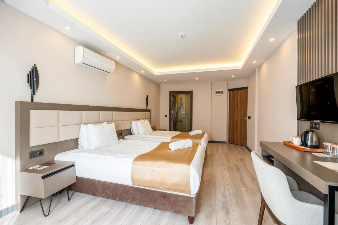 Hotel Magıa *
